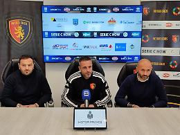 La sconfitta con il Foggia scuote la panchina del Potenza: esonerati l'allenatore Marchionni e il ds Varrà