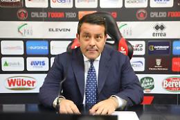 Canonico furbescamente butta la palla nella tribuna del Comune, il Foggia Calcio gioca la partita più difficile per il suo futuro