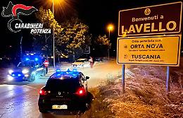Inseguimento notturno a Lavello: i carabinieri recuperano  due veicoli rubati