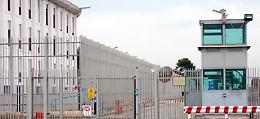 Istituti penitenziari o piazze di spaccio? 