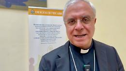 Infarto per l'arcivescovo pugliese di Catania Luigi Renna, operato nella notte