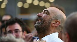 Dopo due mesi dalle elezioni Leccese presenta la giunta di Bari in campo largo