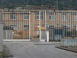 Carceri, tante ombre e poche luci. La denuncia dell'Osapp: "Il Dap  è un mostro bicefalo, chi controlla i controllori?"