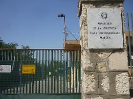 Carcere di Matera: "Situazione disastrosa"