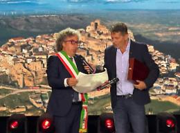 A Teo Mammuccari la cittadinanza onoraria di Acerenza