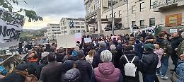 "Acqua pulita e non inquinata": a Potenza la protesta davanti alla sede della Regione Basilicata 