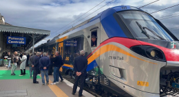 Sui binari lucani arriva il terzo treno elettrico di nuova generazione targato Trenitalia