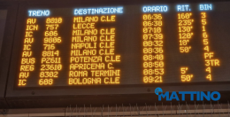 L'Italia dei treni divisa in due per un guasto tra Foggia e Molise
