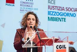 La Cgil Puglia contro la moltiplicazione delle poltrone da parte di Emiliano: il caso dell'Agenzia per l'ambiente