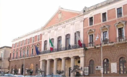 Mafia, il Governo grazia il Comune di Bari ma alcune municipalizzate saranno commissariate : le tappe della vicenda