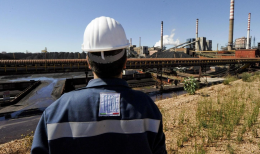 Operaio Ilva di Taranto prenota una risonanza, gliela fissano nel 2027: "E' una vergogna"