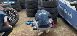 La Polizia di Milano arresta due delinquenti della provincia di Foggia specializzati in furto di pneumatici