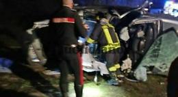 Tragedia in Puglia: quattro giovani perdono la vita in un incidente stradale a Taranto
