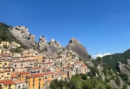 Ecco il fascino delle Dolomiti Lucani, così il turismo comunitario può mitigare lo spopolamento 