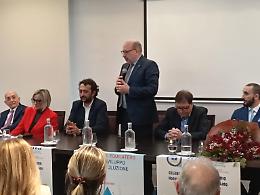 40 candeline per l’Istituto Tecnico Economico “Volta” di Policoro, Latronico: "La buona scuola primo investimento per la competitività del territorio"

