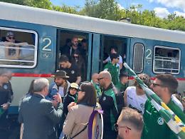 L’emozionante viaggio festoso dell’Avellino Express per la B conquistata