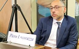 Sanità lucana, l'affondo di Lacorazza per galleggiare nell’opposizione