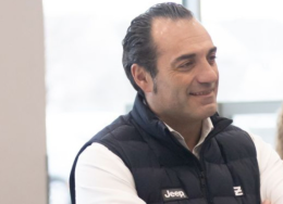 Stellantis, Filosa è ufficialmente il nuovo Ceo: nomina ratificata ad Amsterdam, guiderà il Gruppo da Detroit 
