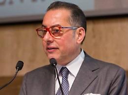 Terremoto politico a Lauria, si è dimesso il sindaco Gianni Pittella 