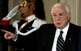 17 agosto 2010: quindici anni senza Cossiga, il Picconatore che aveva previsto tutto