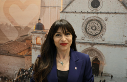 Meeting di Rimini, la Regione Umbria brilla e fa scuola: tutto esaurito con San Francesco e Acutis