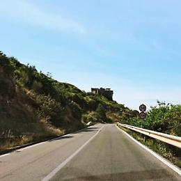 Ss18 chiusa tra Acquafredda di Maratea e Sapri: collegamento interrotto dal 14 al 17 e dal 20 al 24 ottobre