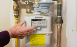 Termosifoni accesi, portafogli svuotati: dal 2015 aumento del 40 per cento per il gas