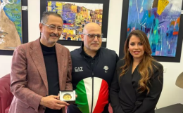L'atleta paralimpico Nicky Russo riceve la medaglia d’oro dei 40 anni della Regione Basilicata