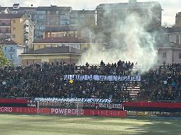 Vittoria e commozione al Viviani: il Potenza supera il Foggia, la Ovest ricorda i giovani tifosi scomparsi