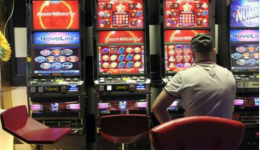 In Puglia si spendono 12 miliardi di euro l'anno per il gioco d'azzardo: Bari, Taranto e Foggia le città dove si scommette di più