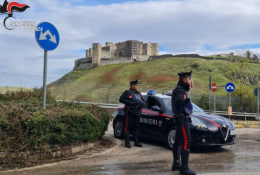 Violenza domestica nel Vulture-Melfese: i Carabinieri salvano madre e figlio, arrestato il compagno