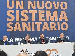 Latronico al Forum di Arezzo: più prevenzione e più territorio nel nuovo Piano sanitario