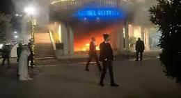 Il matrimonio prende fuoco ad Ariano Irpino, nell&rsquo;incendio ustionato lo sposo