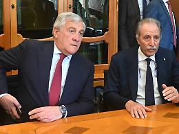 Tajani rilancia il modello Basilicata per le elezioni a Roma, Milano, Torino e va allo scontro con Salvini su Consob