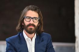 Il Figlio, lo Specchio e la Cassaforte, ovvero: come si eredita un impero senza ereditare il genio