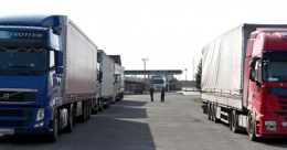 Inizio 2026 difficile per l&rsquo;autotrasporto: pi&ugrave; 1,5 per cento sul pedaggio e 3,6 sul diesel