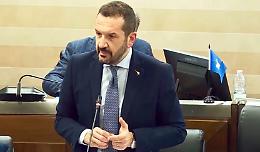 "Non ci faremo intimidire", Pepe ringrazia per la solidariet&agrave; e rilancia: "Responsabilit&agrave; e difesa delle Istituzioni"