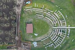 Riprendono dopo 40 anni gli scavi all&rsquo;anfiteatro romano del Parco Archeologico di Venosa