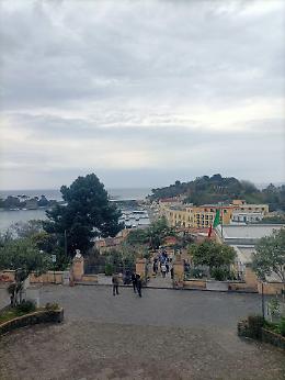 Cronaca di una Giornata di Primavera tra Storia Patria e lo sguardo giovane degli Studenti del Buchner: quando la bellezza smette di essere un segreto di Stato