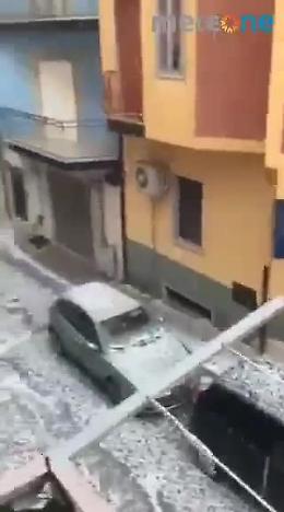 Violento colpo di coda del maltempo: la tempesta di grandine si abbatte anche sul Gargano