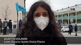 D.A.D. (Dimenticati A Distanza): a Potenza la protesta degli studenti contro la chiusura delle scuole