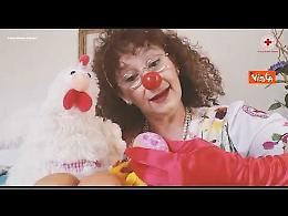 Gli auguri di Pasqua dei clown dottori della Croce Rossa