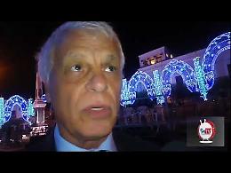 Ascoli onora Placido coi "Grifoni d'oro" e lui ai giovani che vogliono andar via dice: «Guardatevi intorno, l'America sta qua»