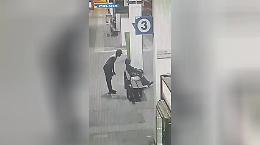 Scippo in piena notte alla stazione ferroviaria di Foggia, la Polizia arresta un gambiano di 24 anni