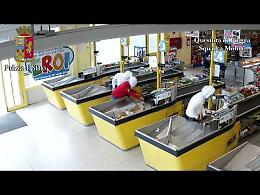 Il VIDEO della rapina all'Eurospin di Foggia