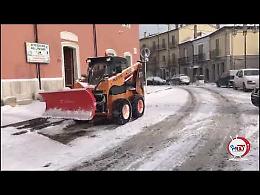 Da Monte Sant'Angelo ad Accadia, la situazione della Capitanata sotto la neve