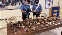 Il tesoretto sottratto alla Storia e nascosto al quartiere ferrovia di Foggia: i Carabinieri denunciano la coppia che ne era in possesso