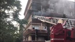 Fiamme all'Hotel President: nessun ferito