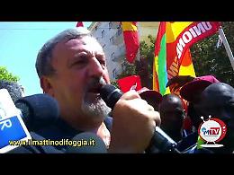 Emiliano coi Berretti Rossi USB: «Questo sciopero cambia la storia»