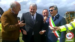 Piccante siparietto tra Cavaliere e Landella. Il sindaco: «Pippo, sappiamo come hai avuto gli incarichi». La replica: «Non dire sciocchezze»
